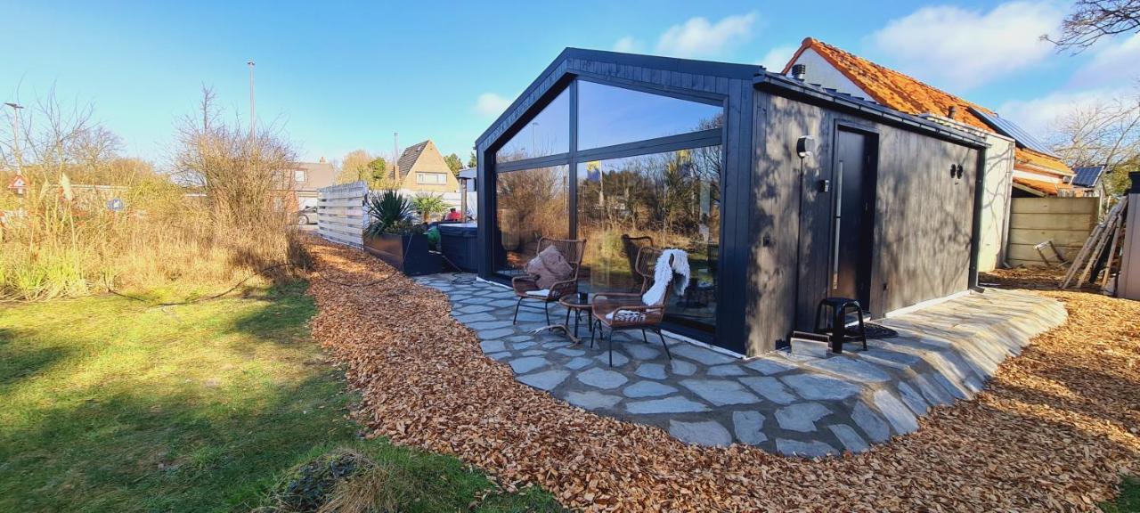 B&B Het Duinhuisje Met Jacuzzi, Gratis Parkeren, 2 Fietsen Te Leen, Airco Zandvoort Luaran gambar