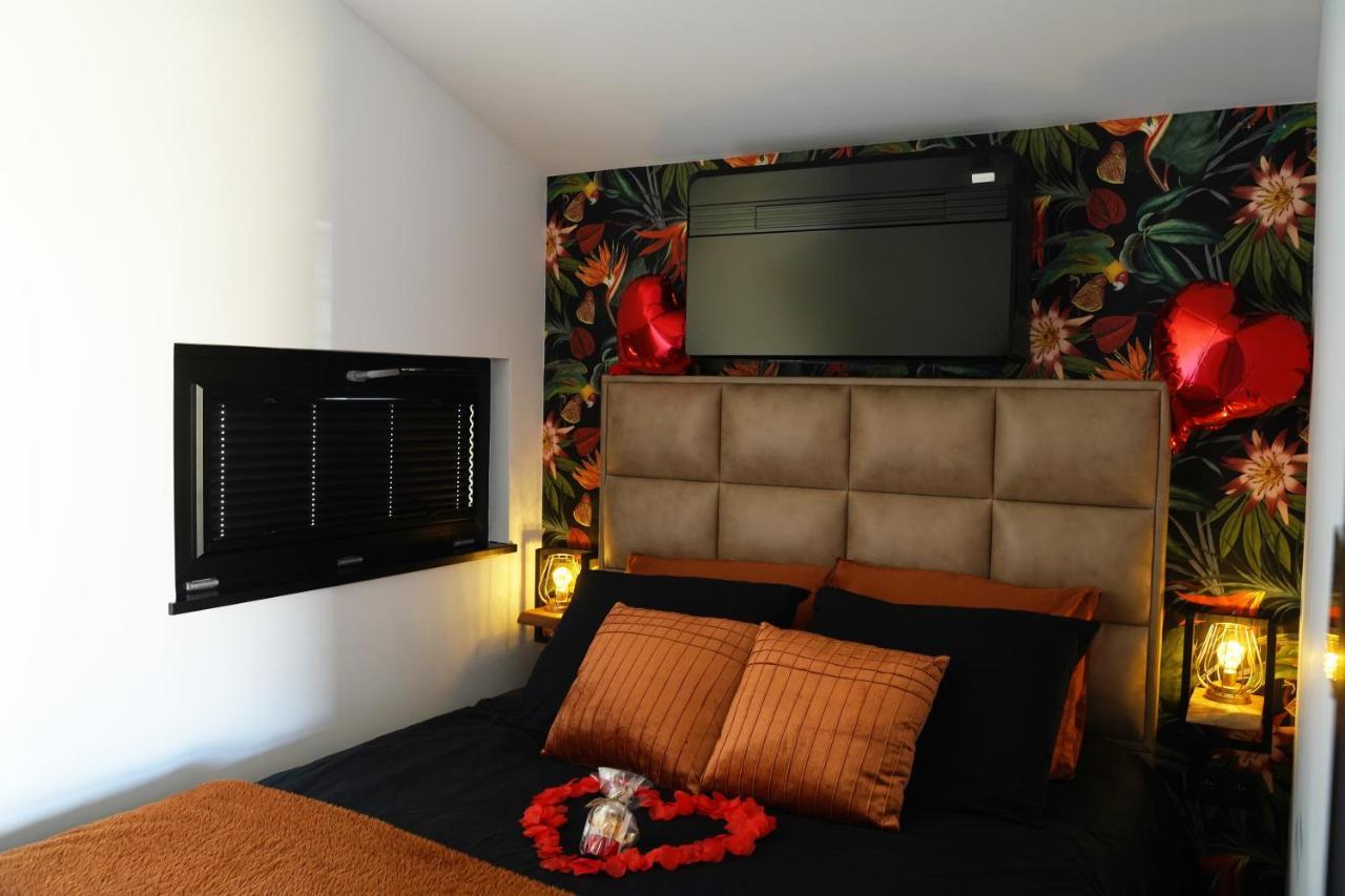 B&B Het Duinhuisje Met Jacuzzi, Gratis Parkeren, 2 Fietsen Te Leen, Airco Zandvoort Luaran gambar