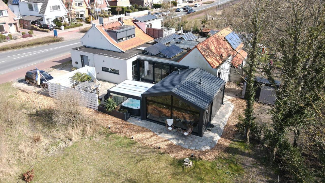 B&B Het Duinhuisje Met Jacuzzi, Gratis Parkeren, 2 Fietsen Te Leen, Airco Zandvoort Luaran gambar