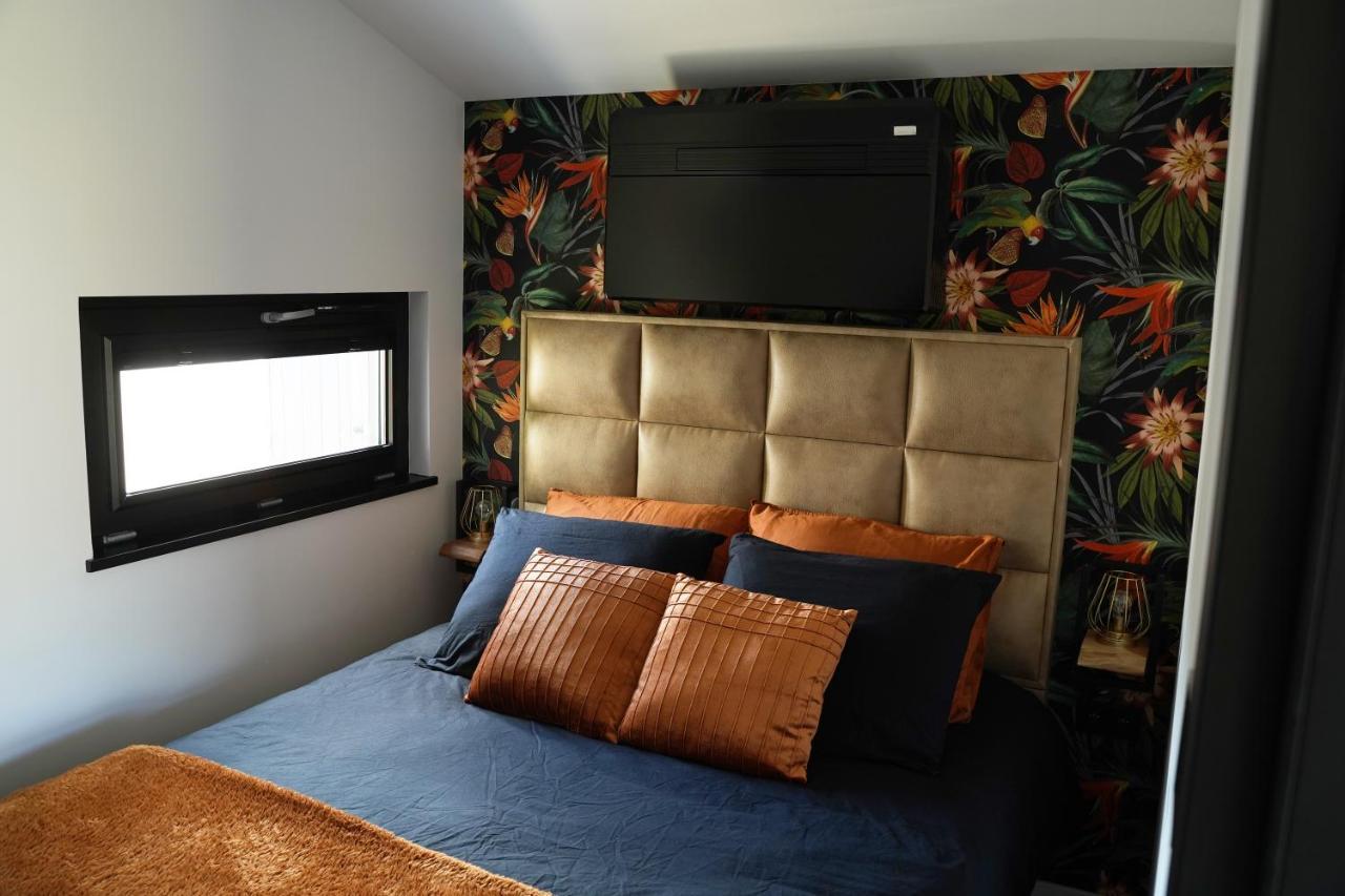 B&B Het Duinhuisje Met Jacuzzi, Gratis Parkeren, 2 Fietsen Te Leen, Airco Zandvoort Luaran gambar