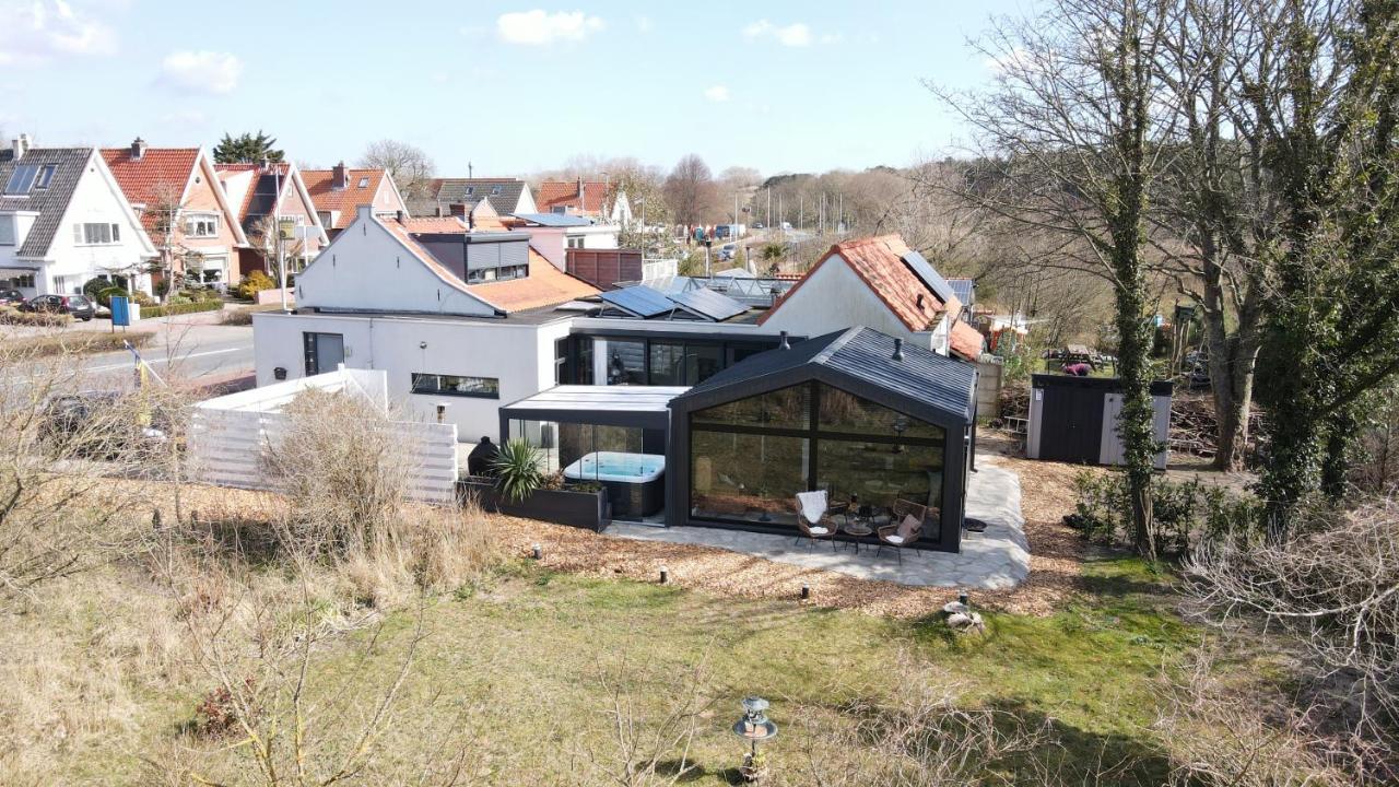 B&B Het Duinhuisje Met Jacuzzi, Gratis Parkeren, 2 Fietsen Te Leen, Airco Zandvoort Luaran gambar